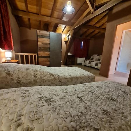 Domaine Du Cardou Hotel Puy-lʼÉvêque Екстериор снимка