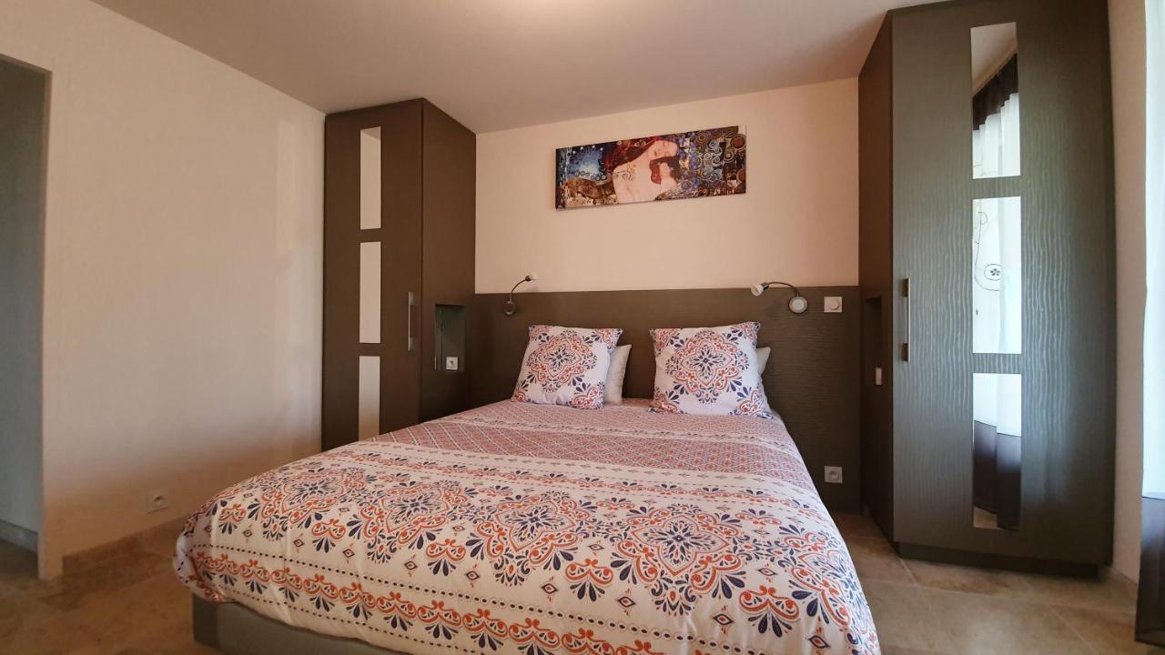 Domaine Du Cardou Hotel Puy-lʼÉvêque Екстериор снимка