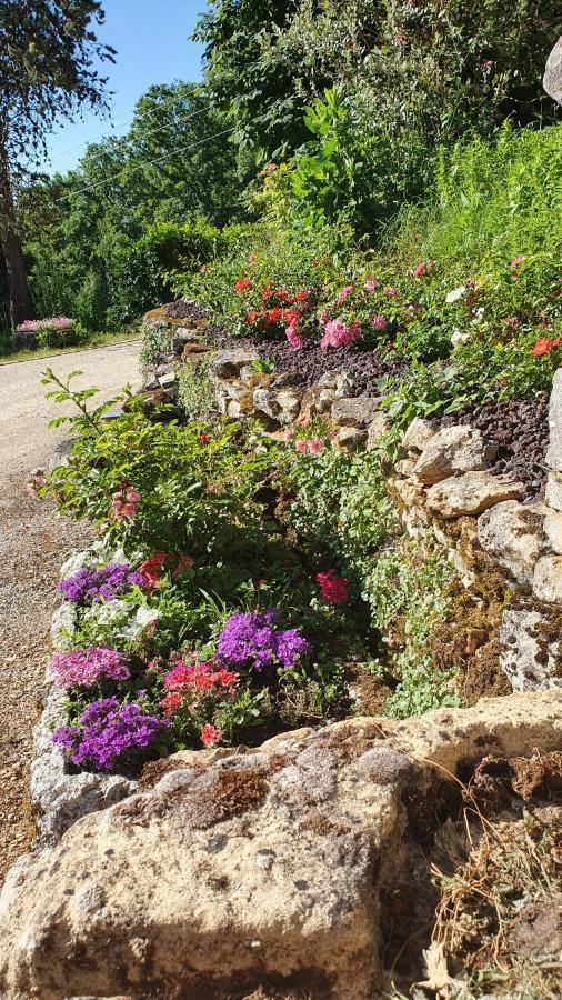 Domaine Du Cardou Hotel Puy-lʼÉvêque Екстериор снимка