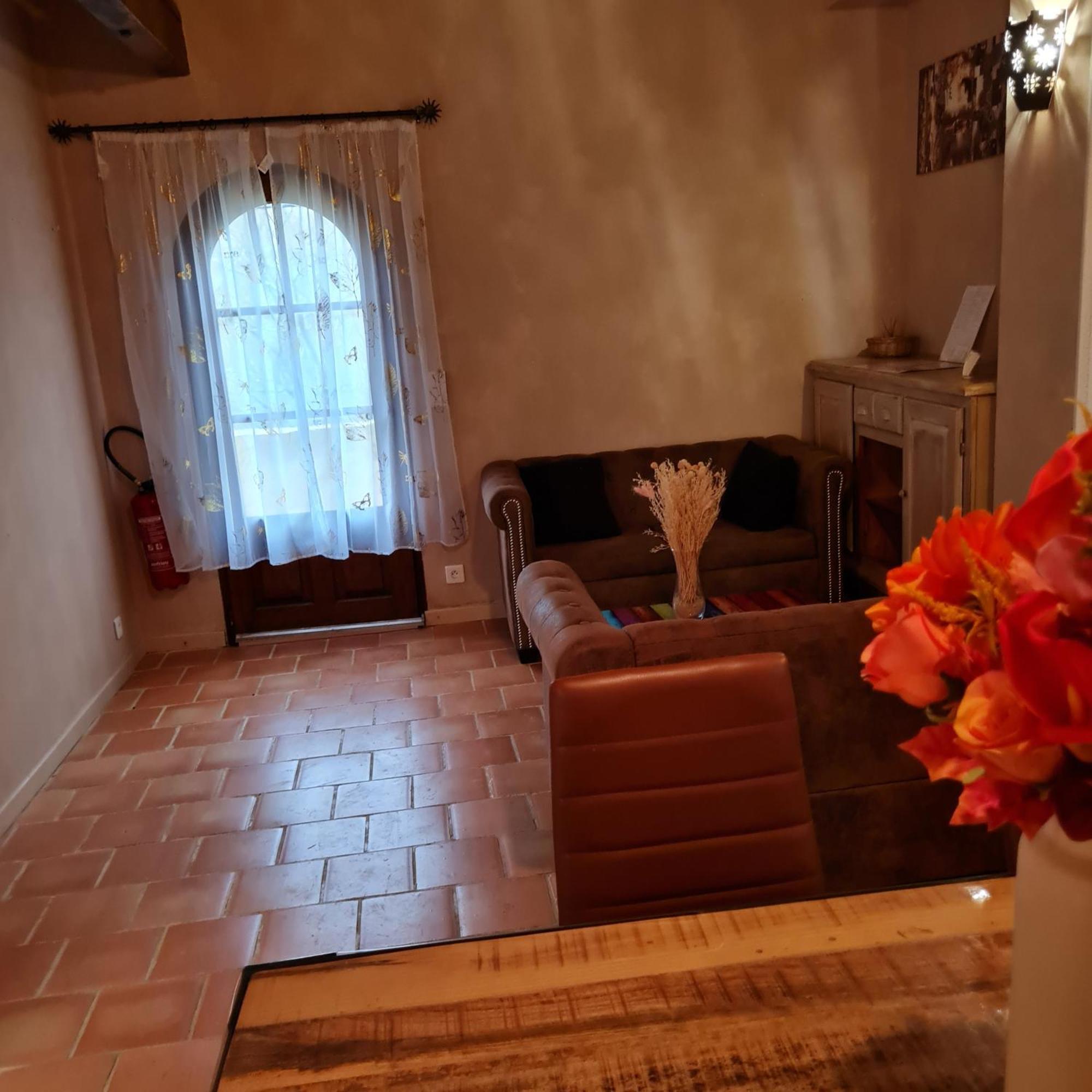 Domaine Du Cardou Hotel Puy-lʼÉvêque Екстериор снимка